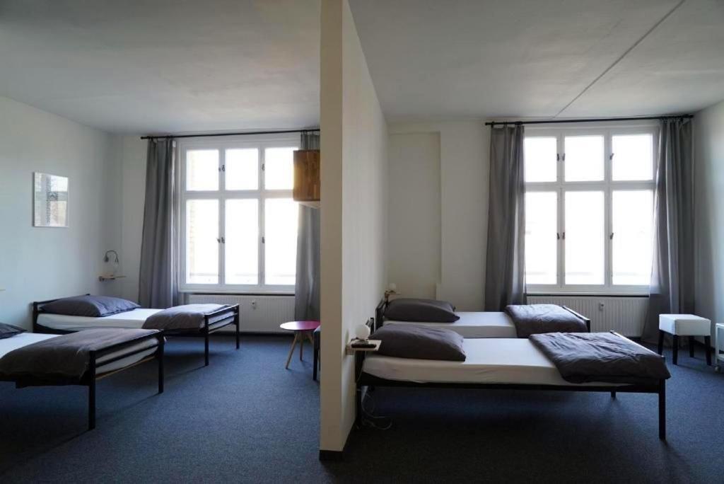Klassmo Kulturcafe&Gaestehaus Mit Kulturwerkstatt Luckenwalde Bagian luar foto
